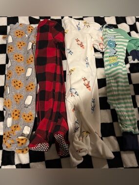 Boys 3/6 and 6/9 month sleepers